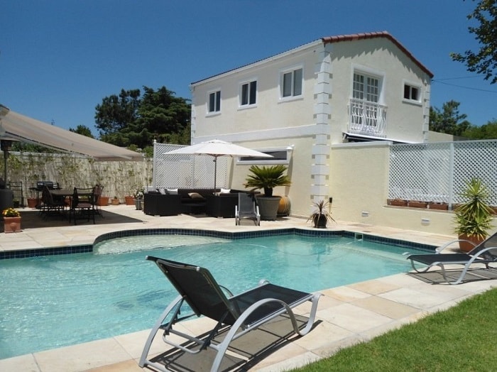 10 Budget-Friendly Places To Stay in Cape Town - Constantia Cottages