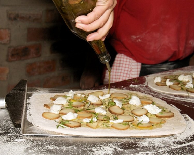 10 Best Restaurants in Cape Town by Neighbourhood - Hout Bay