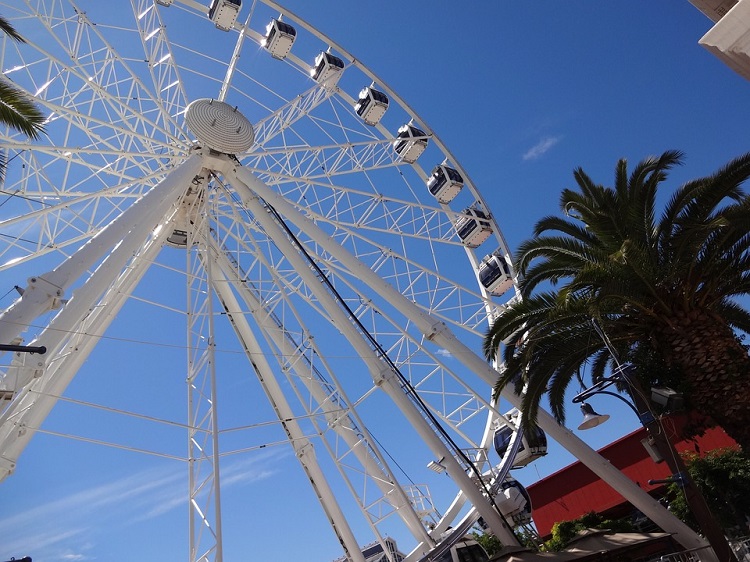 8 Romantic Things to do in Cape Town on Valentine's Day - Cape Wheel