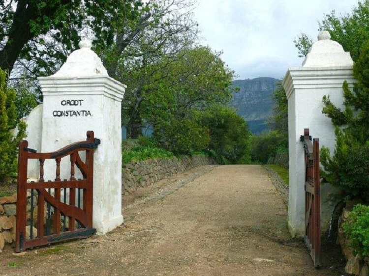 8 Romantic Things to do in Cape Town on Valentine's Day - Wining & Dining